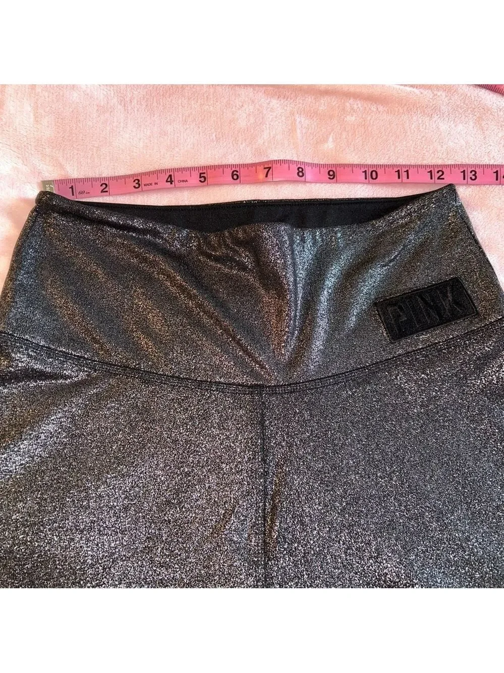 Victoria’s Secret PINK Ultimate Foil Slash Leggings black/silver ripped front M